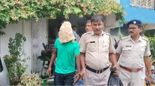 Bangladeshi Arrest